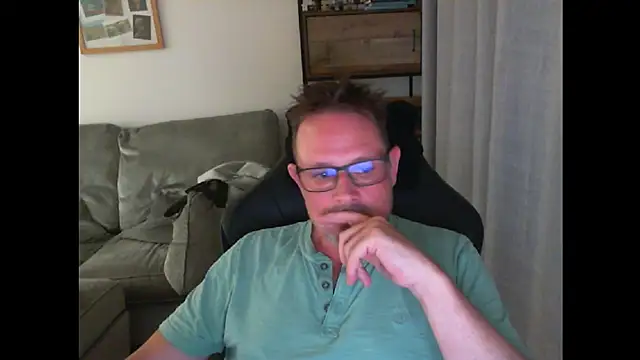 Snapshot of ZebedeePirate chatting on 03-22-25, 10:15 ZebedeePirate online show from 03-22-25, 10:15