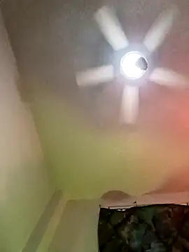 Snapshot of thefire420 chatting on 11-30-25, 03:16 thefire420 online show from 11-30-25, 03:16