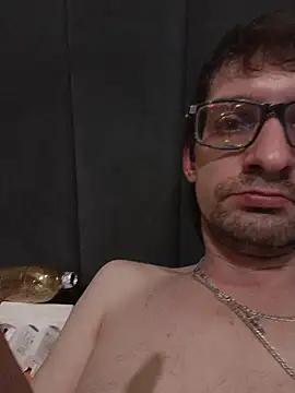 Snapshot of Krasav4ik4ik chatting on 03-12-26, 07:53 Krasav4ik4ik online show from 03-12-26, 07:53