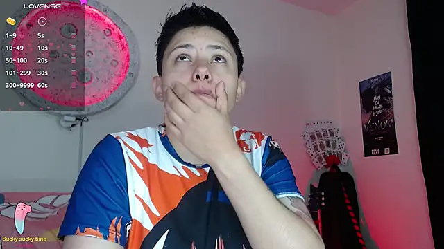 girl intense444 online show from 01-19-25, 01:33