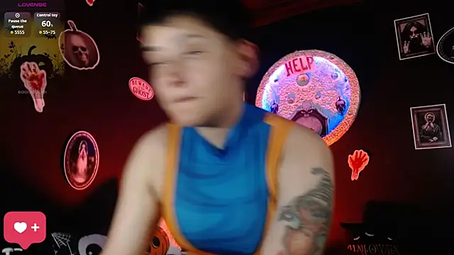 girl intense444 online show from 10-19-25, 07:03