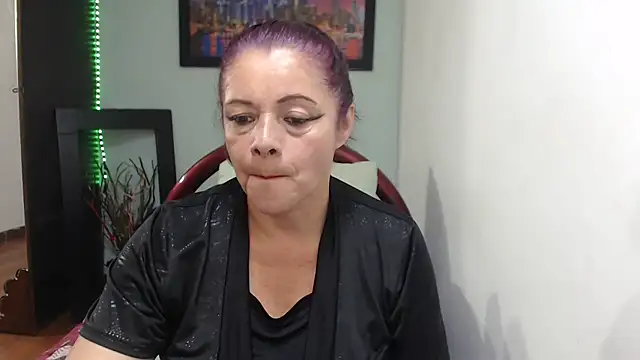 sexytitshot126 online show from 10-05-25, 10:40