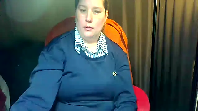 Snapshot of sexydame88 chatting on 01-05-26, 06:00 sexydame88 online show from 01-05-26, 06:00