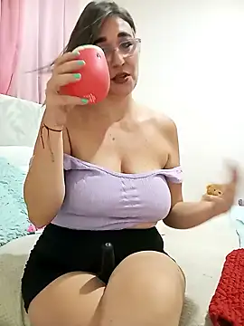 Katy Randy online show from 01-29-25, 05:40