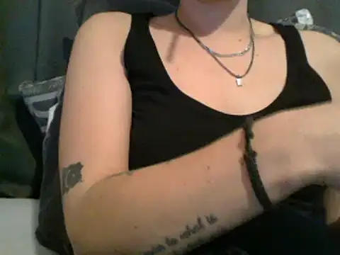 geilmeisje98 online show from 02-22-25, 10:40