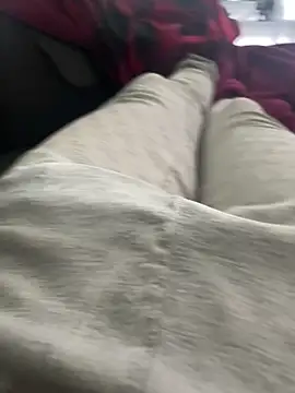 geilmeisje98 online show from 10-05-25, 09:51