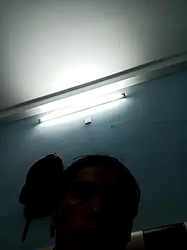 Cachcutee online show from 12-31-24, 01:41