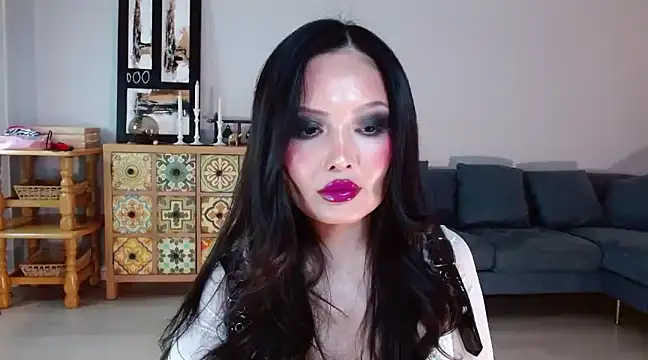 Snapshot of LinaKimthai chatting on 02-04-25, 07:40 LinaKimthai online show from 02-04-25, 07:40