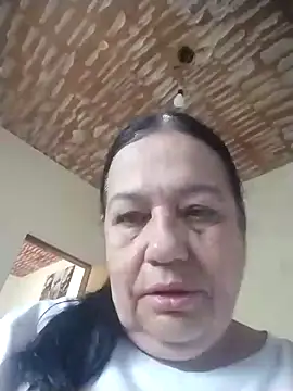 Snapshot of catdool chatting on 02-12-26, 03:40 catdool online show from 02-12-26, 03:40