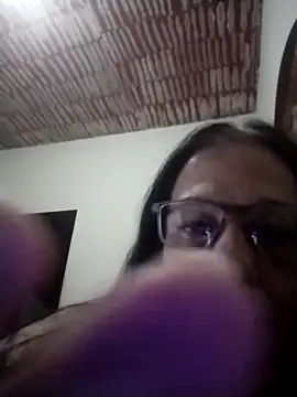 Snapshot of catdool chatting on 05-09-26, 12:27 catdool online show from 05-09-26, 12:27