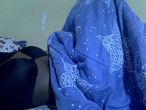 Snapshot of EbonyMina_ chatting on 09-28-25, 02:50 EbonyMina online show from 09-28-25, 02:50