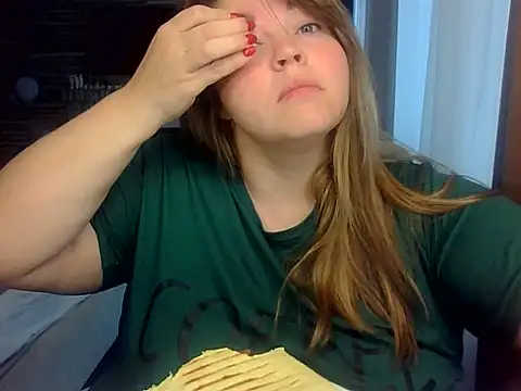 Snapshot of cute__cherry chatting on 06-04-26, 07:25 cute cherry online show from 06-04-26, 07:25