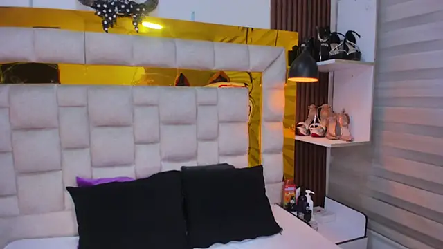 bigass monic online show from 03-07-25, 02:57