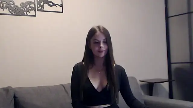 Snapshot of Melanie_Scott_Richerds chatting on 10-19-25, 08:09 Melanie Scott Richerds online show from 10-19-25, 08:09