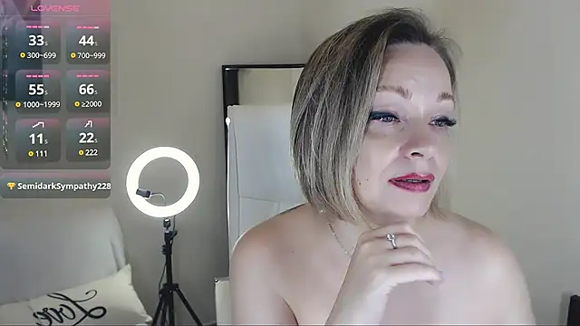 Tilly Eliot online show from 02-28-25, 06:41