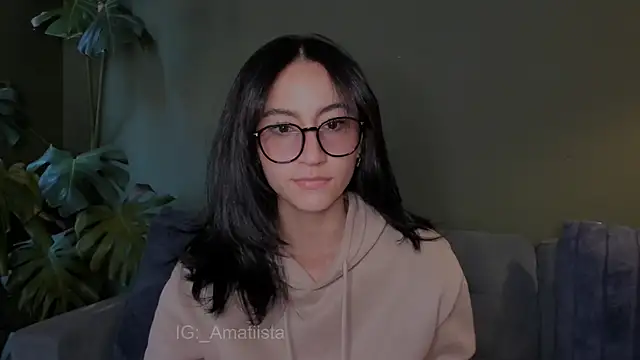 Snapshot of _Amatista chatting on 01-31-25, 04:27 Amatista online show from 01-31-25, 04:27