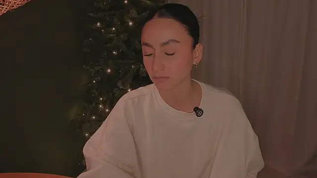  Amatista online show from 12-22-25, 01:24