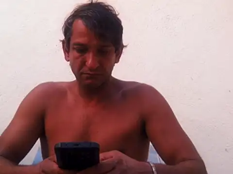 Snapshot of Lucas_pt chatting on 06-17-26, 03:24 Lucas pt online show from 06-17-26, 03:24