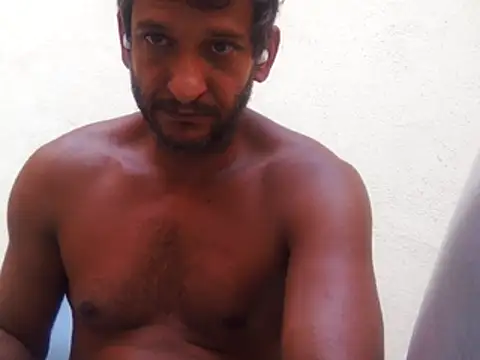 Snapshot of Lucas_pt chatting on 07-15-26, 12:32 Lucas pt online show from 07-15-26, 12:32