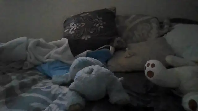 Snapshot of persephone332 chatting on 11-29-25, 05:16 persephone332 online show from 11-29-25, 05:16