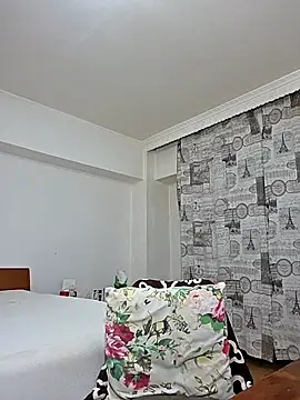 hotSANDRA STARR online show from 10-09-25, 06:06