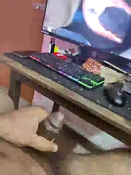 Snapshot of Mordansex chatting on 12-24-24, 01:17 Mordansex online show from 12-24-24, 01:17