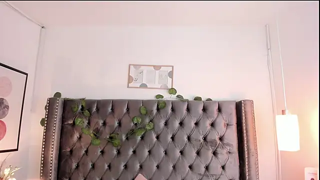 Snapshot of Kim_Blane chatting on 02-07-25, 11:12 Kim Blane online show from 02-07-25, 11:12