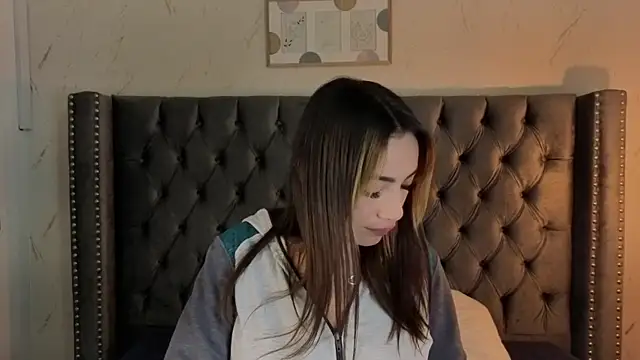 Kim Blane online show from 04-19-26, 03:28