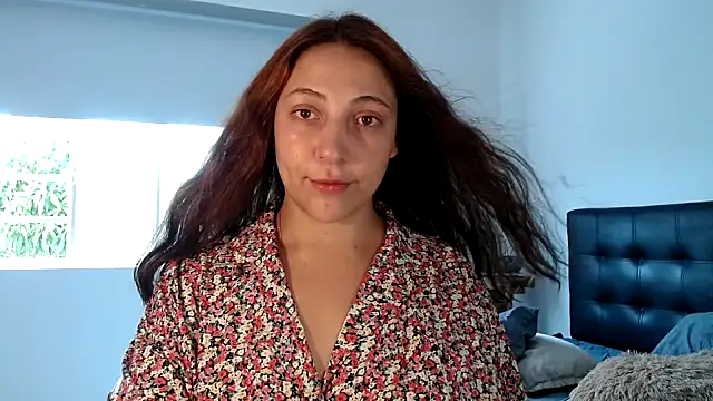 Snapshot of VickyHoult chatting on 02-23-25, 07:49 VickyHoult online show from 02-23-25, 07:49