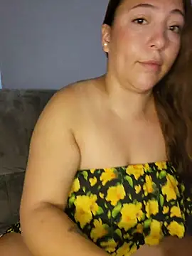 Snapshot of VickyHoult chatting on 11-02-25, 10:12 VickyHoult online show from 11-02-25, 10:12