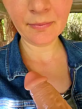 Analimado18 online show from 04-25-26, 02:47