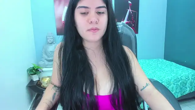Snapshot of pearl_weet chatting on 02-26-25, 05:50 pearl weet online show from 02-26-25, 05:50
