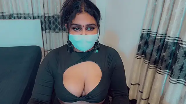 SonY CaM online show from 10-26-25, 05:19