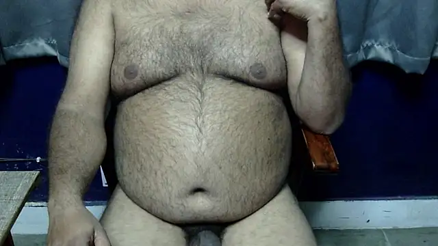 hairysubcub 70 online show from 01-18-26, 06:34