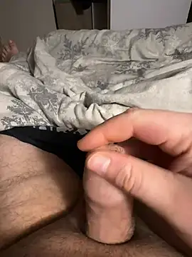 Snapshot of Tomi2244 chatting on 01-19-25, 06:43 Tomi2244 online show from 01-19-25, 06:43