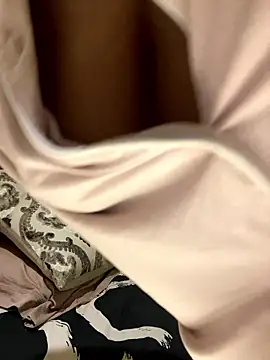 Snapshot of sexyTHANDO chatting on 01-10-26, 08:54 sexyTHANDO online show from 01-10-26, 08:54