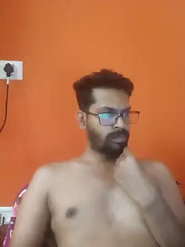 arhan3043 online show from 10-13-25, 10:37