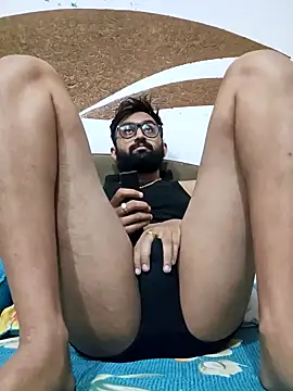 Snapshot of love4shownude chatting on 01-16-25, 01:58 love4shownude online show from 01-16-25, 01:58