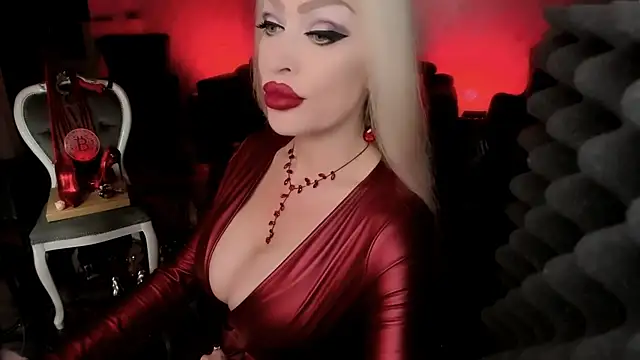 Snapshot of GreedyFinDom chatting on 03-12-25, 04:51 GreedyFinDom online show from 03-12-25, 04:51