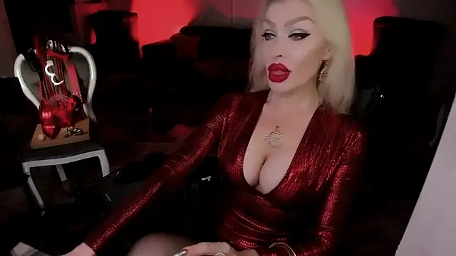 Snapshot of GreedyFinDom chatting on 11-28-25, 06:16 GreedyFinDom online show from 11-28-25, 06:16