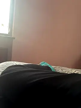 Snapshot of xhamster2021 chatting on 10-31-25, 12:28 xhamster2021 online show from 10-31-25, 12:28