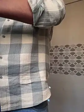 Spicy aryan online show from 01-27-25, 08:18