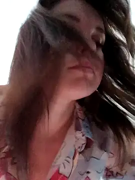 LazyTanukii online show from 10-01-25, 02:23