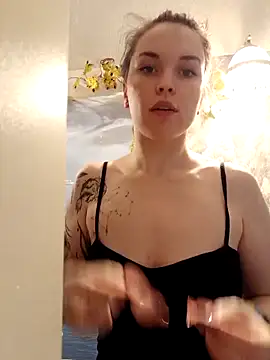 LazyTanukii online show from 11-02-25, 07:11