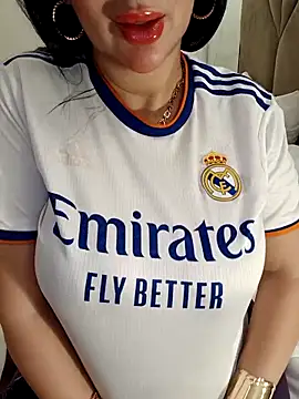 Queen sousou online show from 02-04-26, 12:11