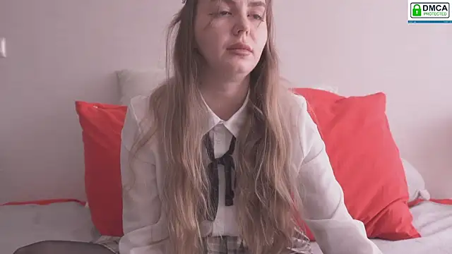 Snapshot of FluffyHat chatting on 03-09-25, 08:07 FluffyHat online show from 03-09-25, 08:07