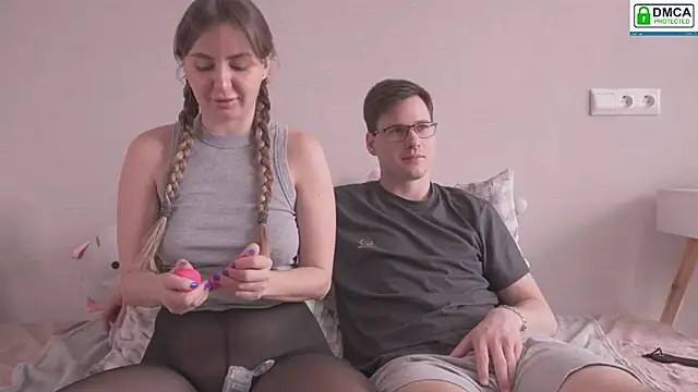 Snapshot of FluffyHat chatting on 03-22-25, 06:54 FluffyHat online show from 03-22-25, 06:54