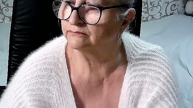 LolkaAlyss online show from 02-25-25, 11:33