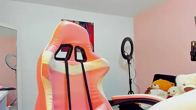 Vane Rossee online show from 03-08-25, 12:44