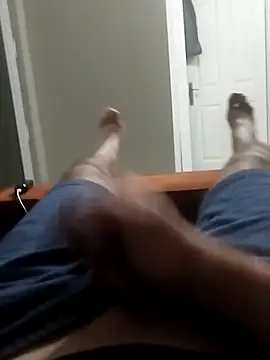 Snapshot of Aykut1990 chatting on 10-16-25, 05:47 Aykut1990 online show from 10-16-25, 05:47